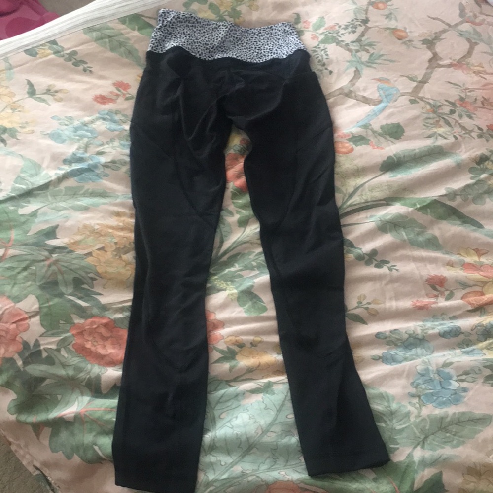 💎EUC💎 Lululemon All The Right Places 28”